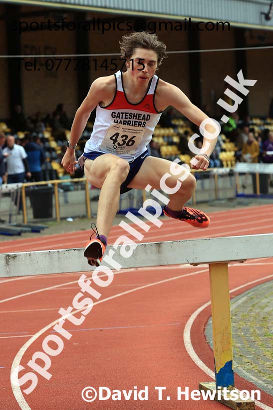 2000 metres steeplechase, 2024 NEGP 3, Monkton Stadium. Photo: David T. Hewitson/Sports for All Pics